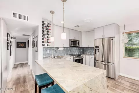 Kitchen - 933 E 9th Dr, Mesa, AZ 85204 photo 2 of 3