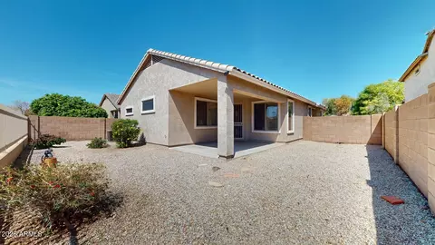 Exterior - 871 E Sherri Dr, Gilbert, AZ 85296 photo 7 of 7