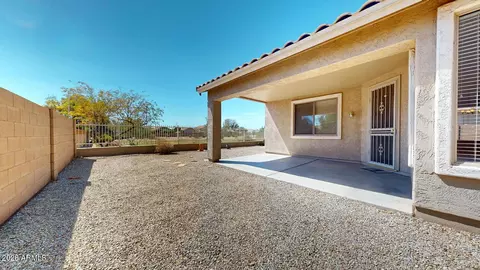 Exterior - 871 E Sherri Dr, Gilbert, AZ 85296 photo 5 of 7