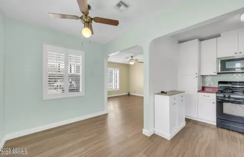 Entry Way - 2242 E Harvard St, Phoenix, AZ 85006 photo 2 of 2
