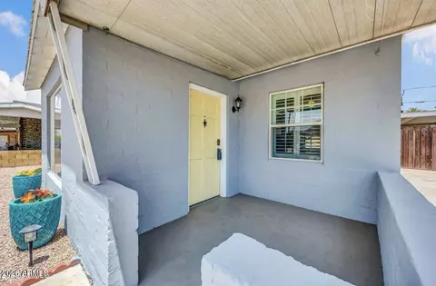 Exterior - 2242 E Harvard St, Phoenix, AZ 85006 photo 5 of 10