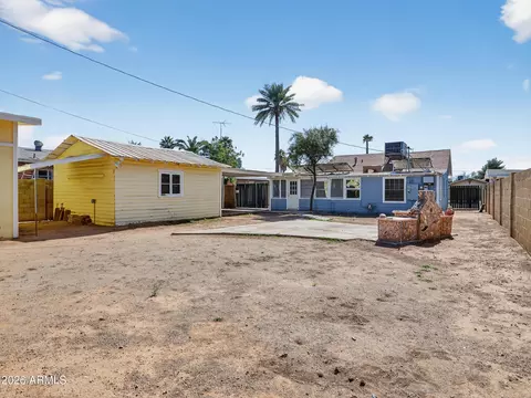 Exterior - 2242 E Harvard St, Phoenix, AZ 85006 photo 8 of 10