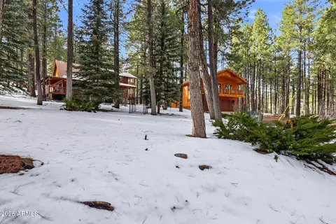 1626 Quail Trl, Forest Lakes, AZ 85931