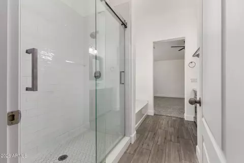 Bath - 4276 E Calistoga Dr, Gilbert, AZ 85297 photo 3 of 5