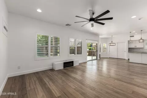 Living - 4276 E Calistoga Dr, Gilbert, AZ 85297 photo 3 of 6