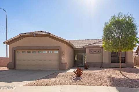 6984 S Newport Ct, Chandler, AZ 85249