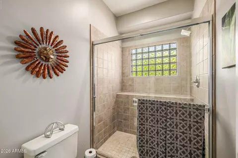 Bath - 4477 E Stanford Ave, Gilbert, AZ 85234 photo 7 of 9