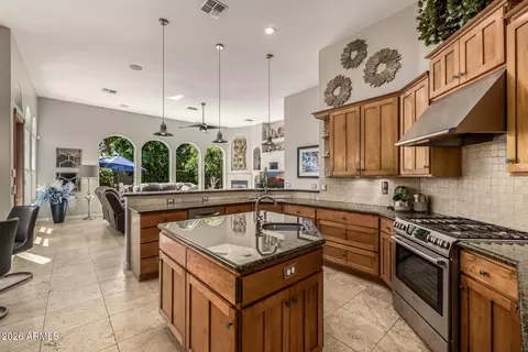 Kitchen - 4477 E Stanford Ave, Gilbert, AZ 85234 photo 5 of 8