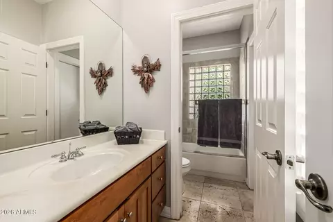 Bath - 4477 E Stanford Ave, Gilbert, AZ 85234 photo 8 of 9