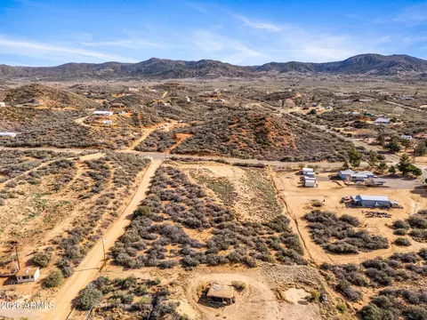 7565 W Derry Dr #9, Kirkland, AZ 86332