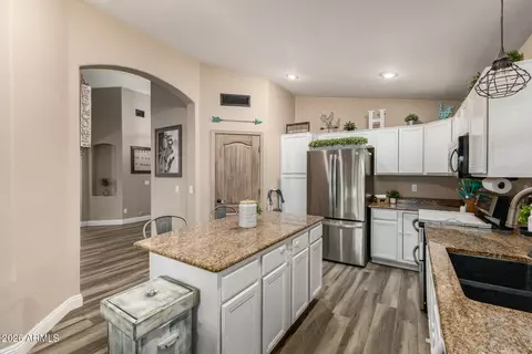 Kitchen - 2824 S 96th St, Mesa, AZ 85212 photo 2 of 2