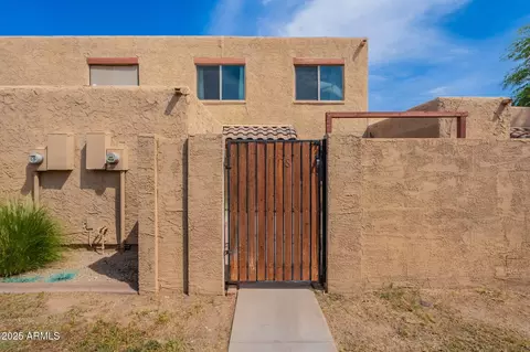 948 S Alma School Rd #118, Mesa, AZ 85210