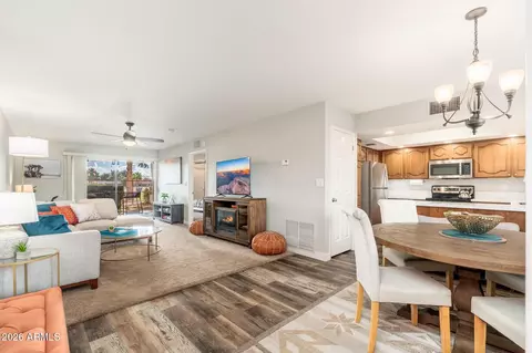 12212 N Paradise Village Pkwy S #129, Phoenix, AZ 85032