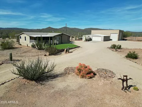 48006 N 41st Ave, New River, AZ 85087