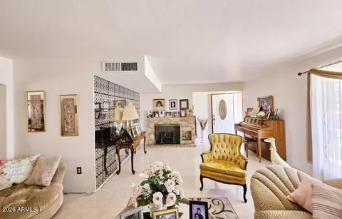 Living - 2201 E 7th St, Douglas, AZ 85607 photo 2 of 8