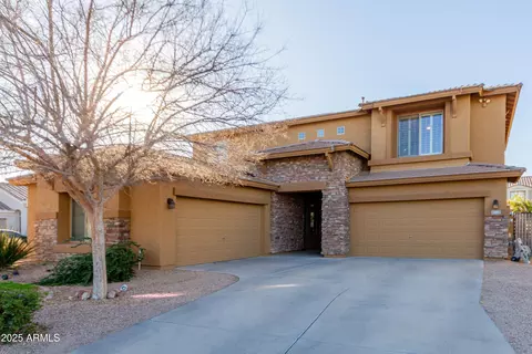 117 E Blue Lagoon Dr, Casa Grande, AZ 85122