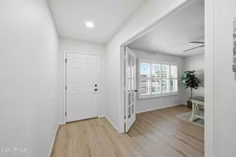 Entry Way - 2342 E Alameda Dr, Tempe, AZ 85282 photo 1 of 1
