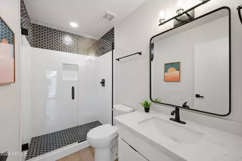 Bath - 2342 E Alameda Dr, Tempe, AZ 85282 photo 1 of 2