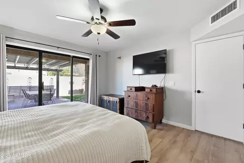 Bedroom - 4534 E Amberwood Dr, Phoenix, AZ 85048 photo 3 of 7