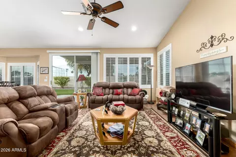 Living - 208 W Smoke Tree Rd, Gilbert, AZ 85233 photo 1 of 2