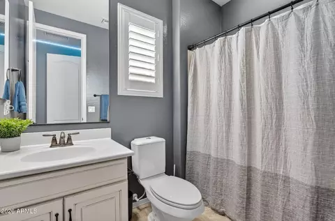 Bath - 2926 E Wyatt Way, Gilbert, AZ 85297 photo 1 of 9