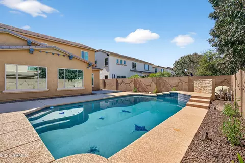 Exterior - 2926 E Wyatt Way, Gilbert, AZ 85297 photo 2 of 10