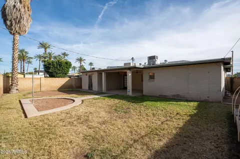 Exterior - 4136 E Montecito Ave, Phoenix, AZ 85018 photo 4 of 5