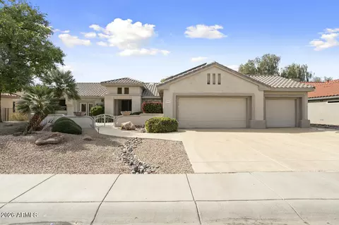 18042 N Petrified Forest Dr, Surprise, AZ 85374