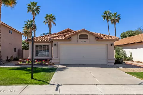 3335 W Golden Ln, Chandler, AZ 85226