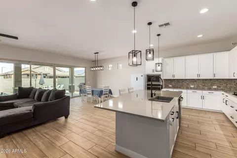 16064 W Montana De Oro Dr, Surprise, AZ 85387