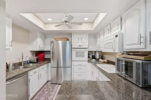 17404 N 99th Ave #333, Sun City, AZ 85373
