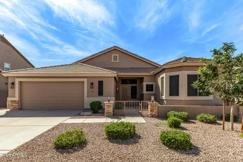 8039 W Clara Ln, Peoria, AZ 85382