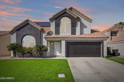 Exterior - 1114 S Surfside Dr, Gilbert, AZ 85233 photo 3 of 5