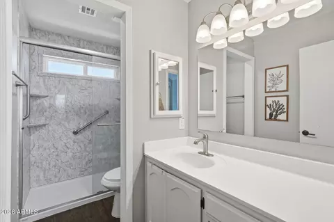 Bath - 1114 S Surfside Dr, Gilbert, AZ 85233 photo 3 of 4