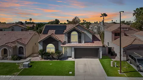 Exterior - 1114 S Surfside Dr, Gilbert, AZ 85233 photo 1 of 5