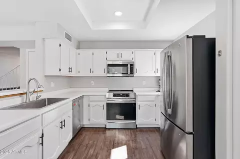 Kitchen - 1114 S Surfside Dr, Gilbert, AZ 85233 photo 1 of 3