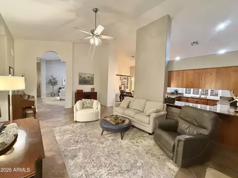 Living - 208 E South Fork Dr, Phoenix, AZ 85048 photo 7 of 10