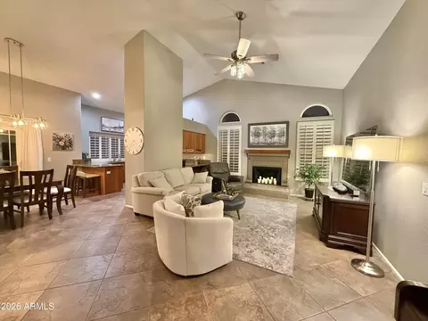 Living - 208 E South Fork Dr, Phoenix, AZ 85048 photo 9 of 10