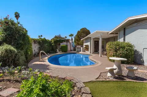 2325 Elmwood St, Mesa, AZ 85213