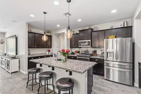 9943 W Andrea Dr, Peoria, AZ 85383