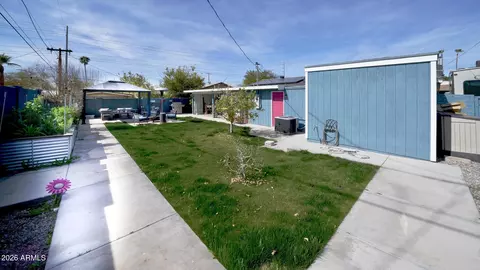 Exterior - 1207 E Alice Ave, Phoenix, AZ 85020 photo 5 of 7