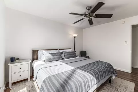 Bedroom - 3242 E Camelback Rd #102, Phoenix, AZ 85018 photo 2 of 3
