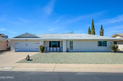 19426 N Lakeforest Dr, Sun City, AZ 85373