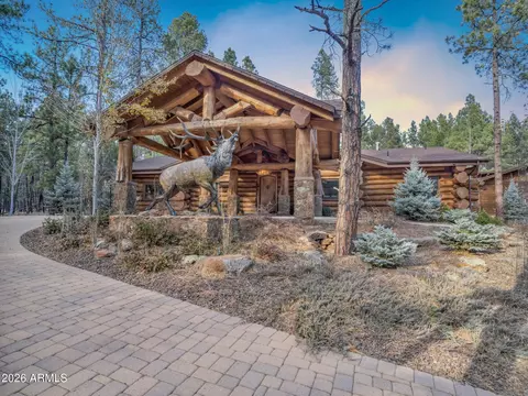 25 E Foxboro Rd, Munds Park, AZ 86017