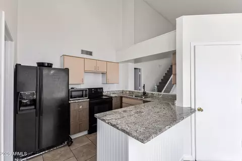 8902 W Vale Dr, Phoenix, AZ 85037 photo 9