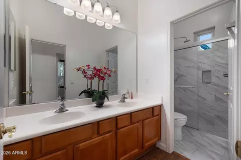 Bath - 4018 E Harrison St, Gilbert, AZ 85295 photo 2 of 3