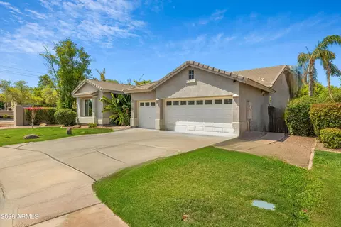 Exterior - 4018 E Harrison St, Gilbert, AZ 85295 photo 1 of 1