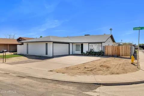 5543 W Golden Ln, Glendale, AZ 85302