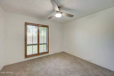 Bedroom - 1001 E Becker Ln, Phoenix, AZ 85020 photo 5 of 5