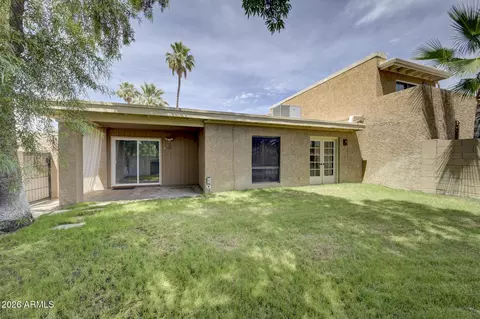 Exterior - 1001 E Becker Ln, Phoenix, AZ 85020 photo 7 of 9